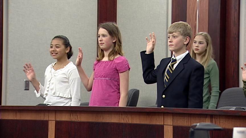 Elementary students get firsthand look at judicial system