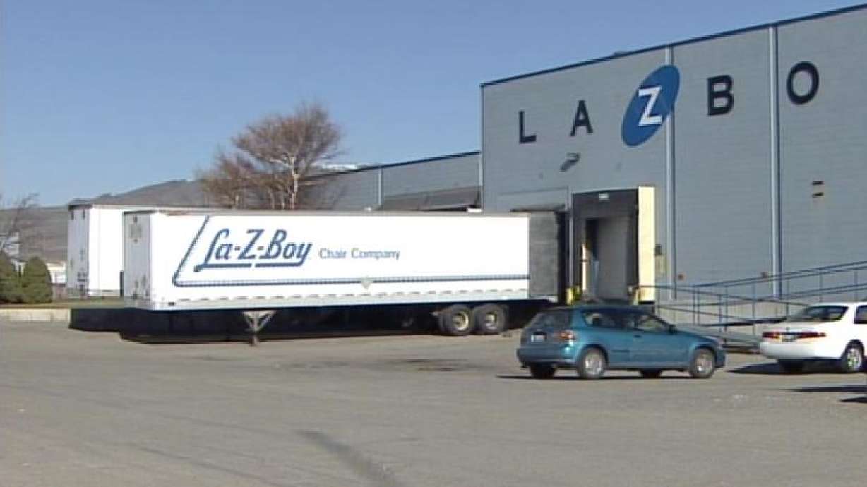 La-Z-Boy to close plant in Tremonton