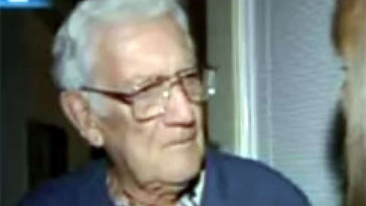 Man Honored With High Five for Assistance During Flood