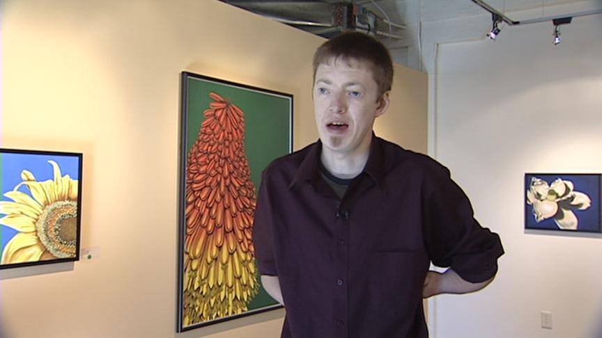 Artist Doesn't Let Disabilities Keep Him from His Dream