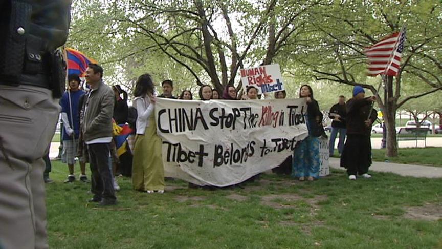Beijing Olympics focus of two rallies