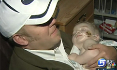 Sick baby's blog touches family, friends, strangers