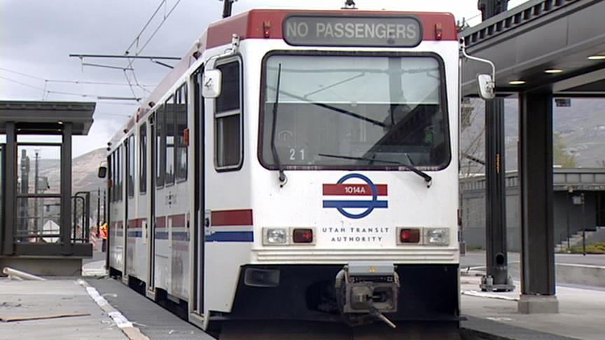 UTA educating public on differences between FrontRunner and TRAX