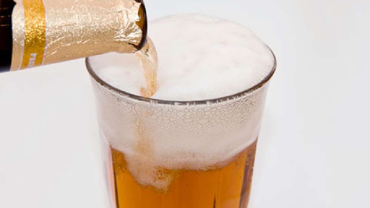 Bonuses rare for Utah liquor cashiers