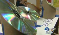 Students build models of environmentally friendly homes