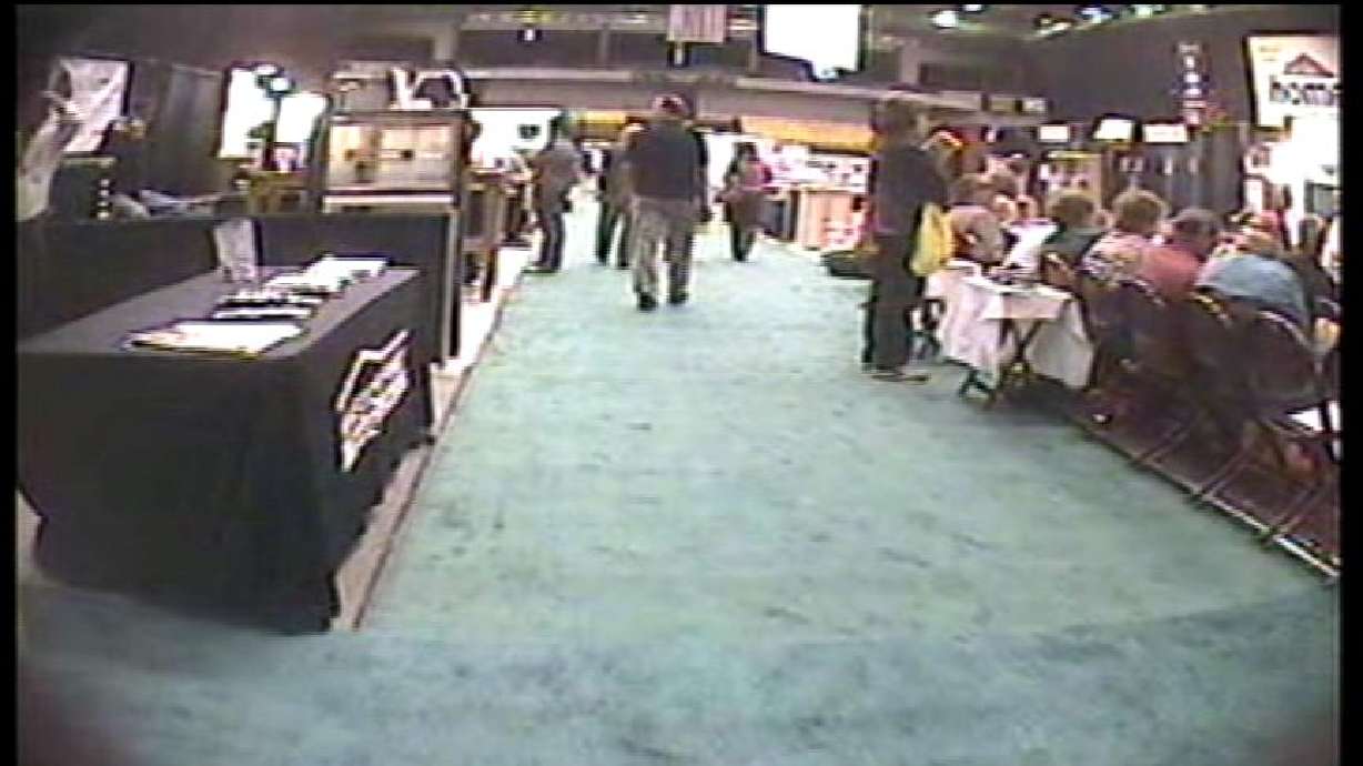 Home Show warning: Do you know who you're doing business with?