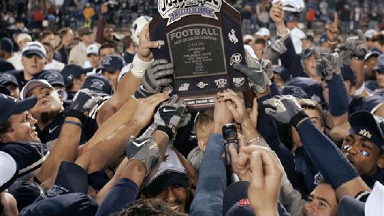 BYU Claims MWC Title with Win over Lobos, 42-17