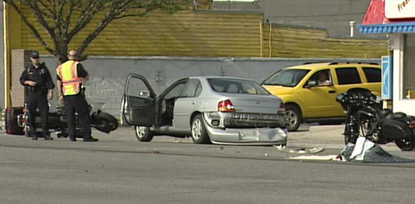 Motorcyclist dies in rush-hour wreck