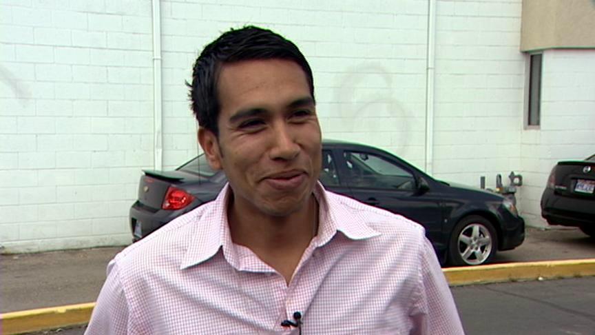Deputy saves man from choking to death
