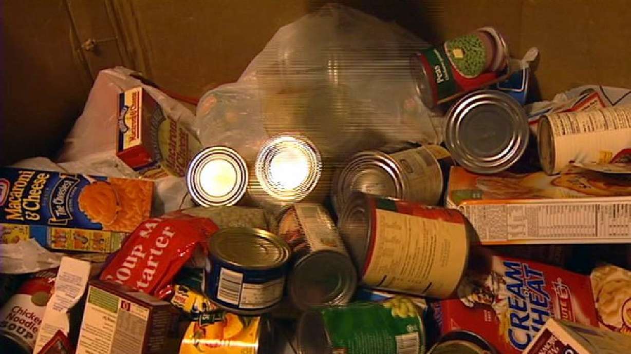 Postal carriers still picking up donated food for food bank