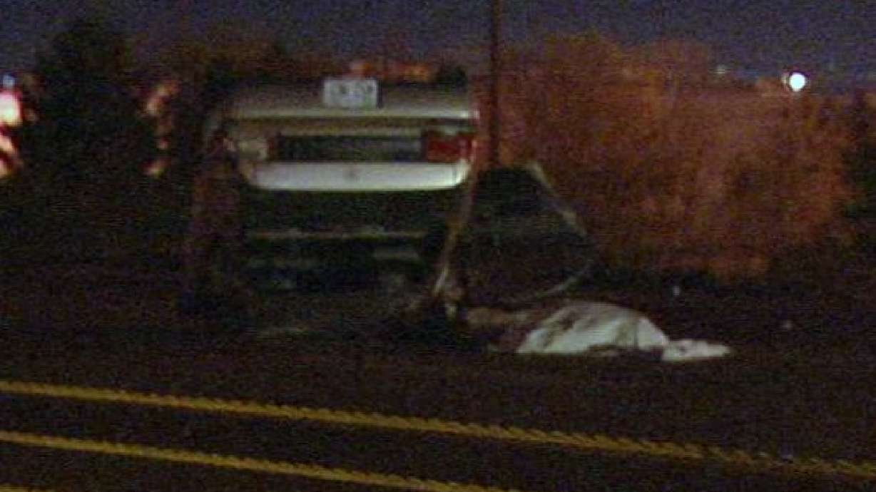 Man Shoots Himself after Rolling Car on Freeway