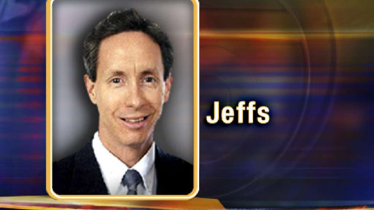 Jeffs' Ties to Border Officers Under Investigation