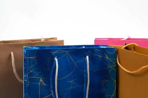 Financial planners: Budget now for Christmas