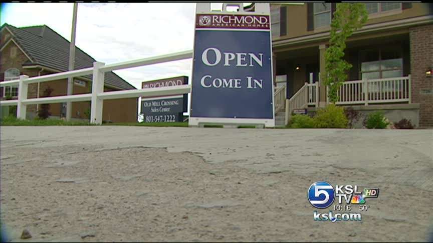 Homeowners frustrated with crumbling driveways