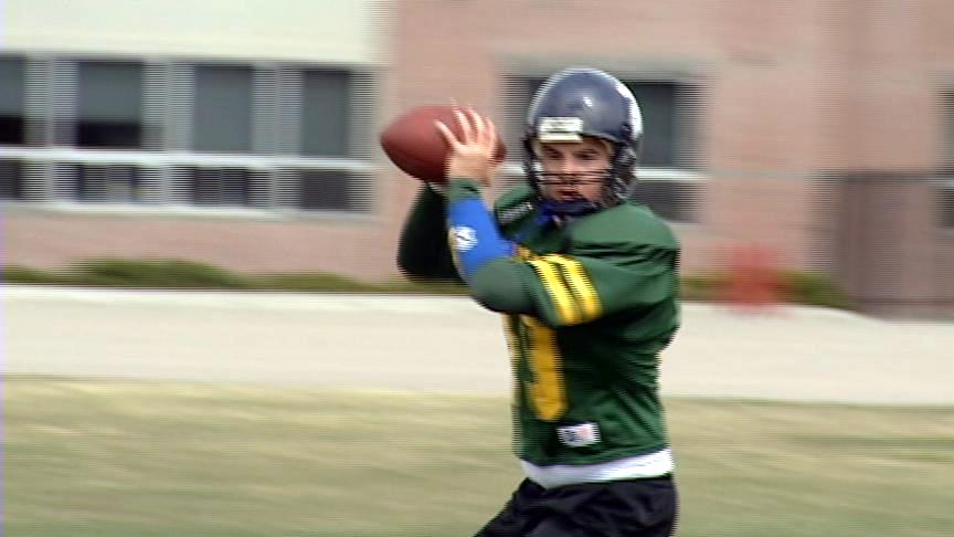 Football program helps change lives in Glendale community