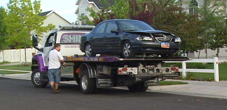 Sandy car accident ends with arrest of nude woman