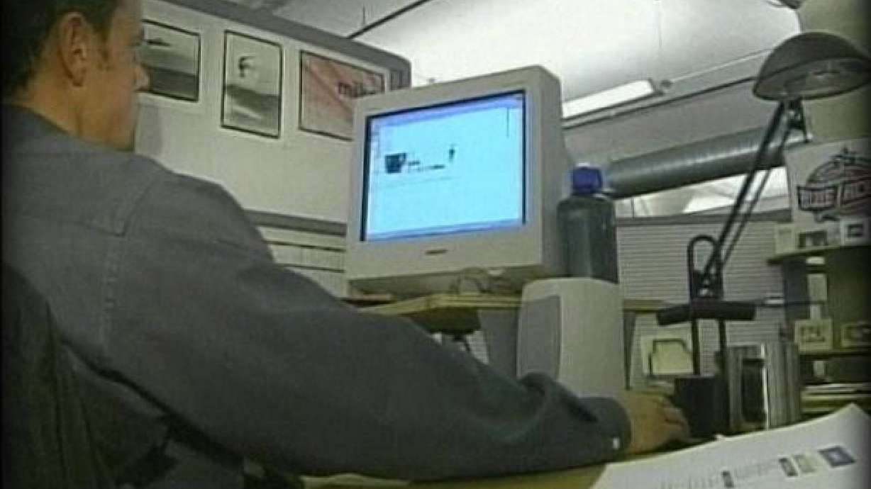 ID Thieves Out to Steal from Online Shoppers