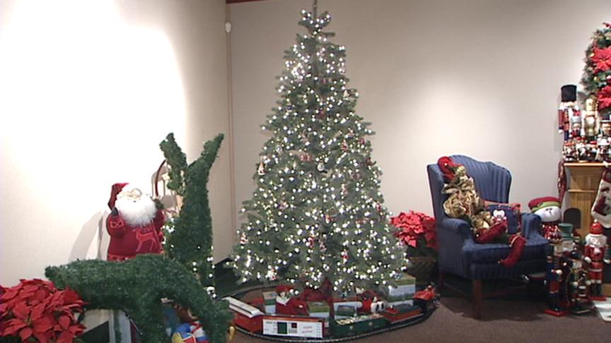 Exhibit Celebrates Diversity Around the Holidays