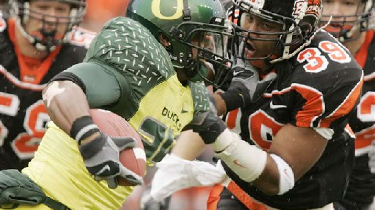 No. 20 BYU will play Oregon in the Las Vegas Bowl