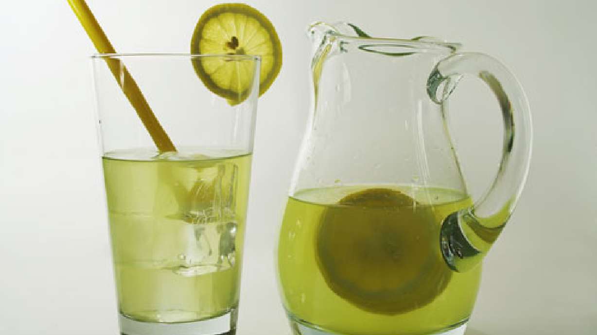 Police warning parents to watch for strange lemonade stand customer