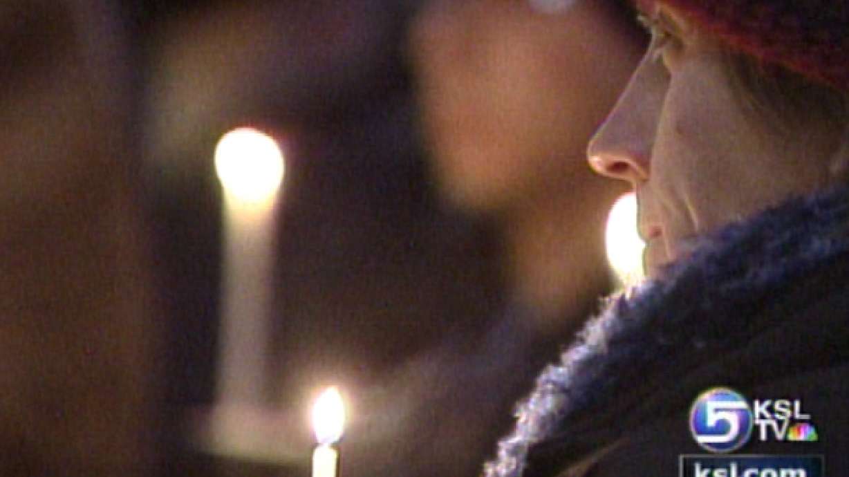 Dozens Gather in Support of World AIDS Day