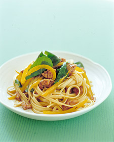 Linguini with Sausage and Peppers