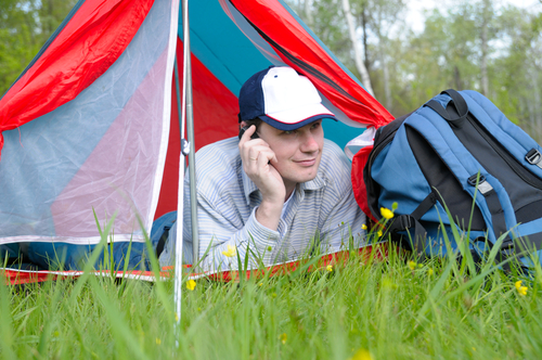More campers, hikers taking along electronic gadgets