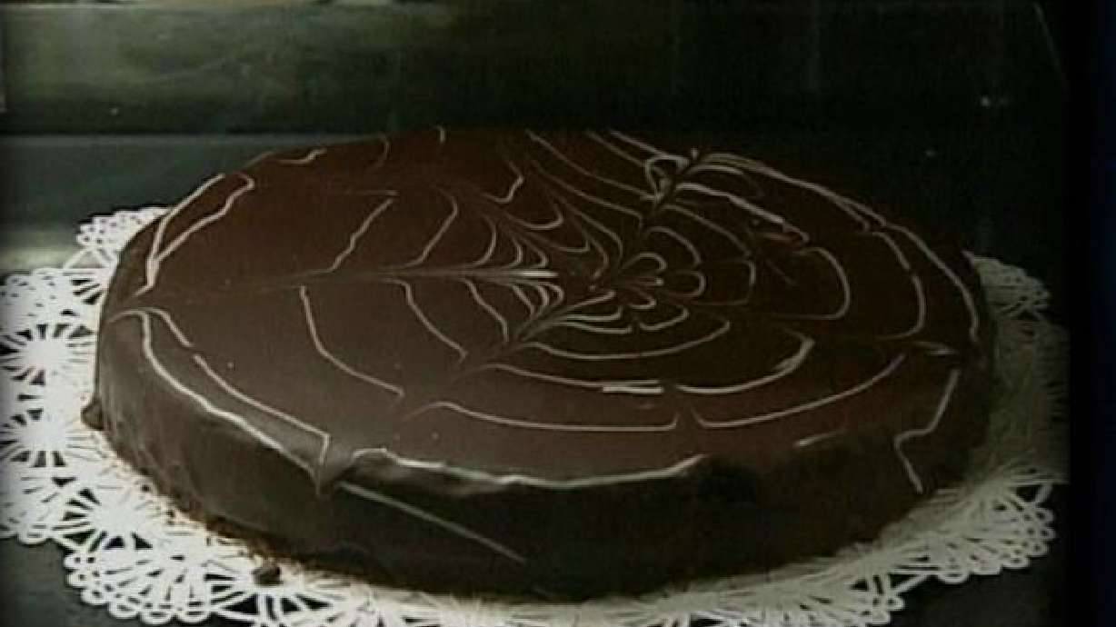 Stress a Factor in Holiday Overindulgence