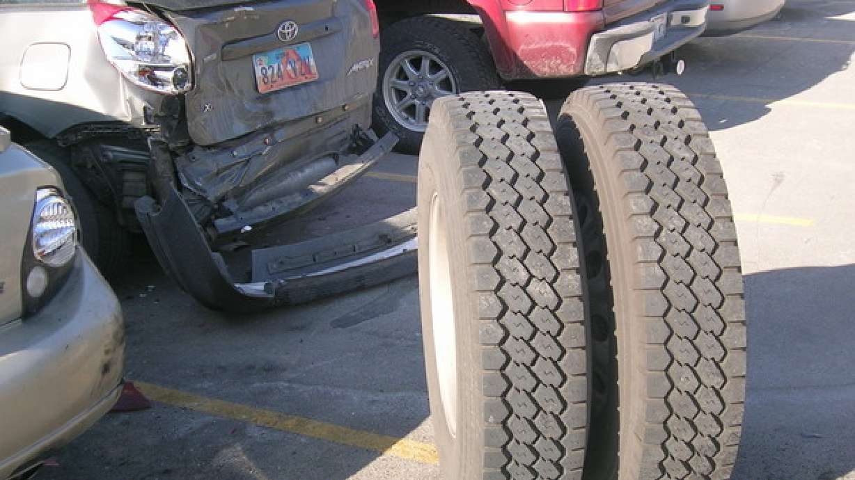 Renegade Semi Wheel Totals Car