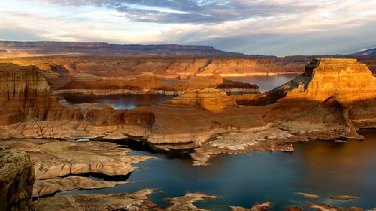 Greek man has fatal fall at Glen Canyon rec area