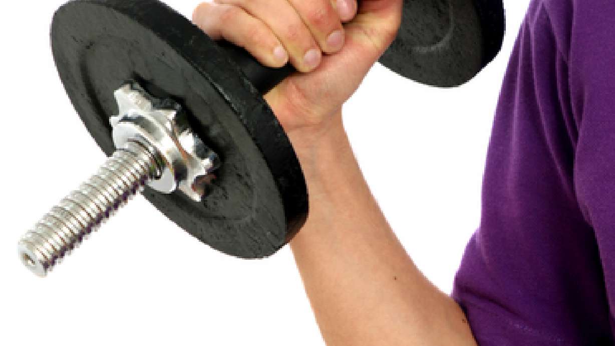 Study says muscle magazines may backfire