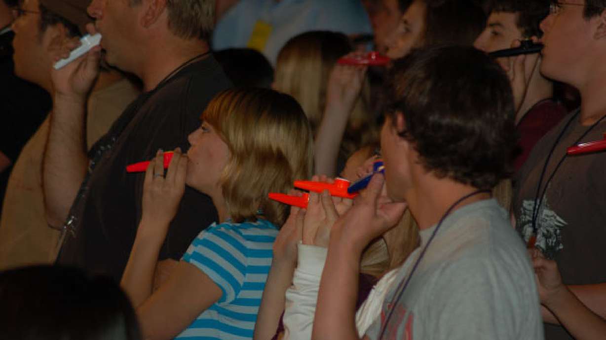 Teens set kazoo world record