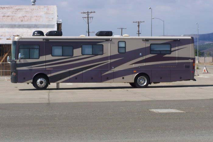 2005 Fleetwood Providence
CA Lic: 5EGW556