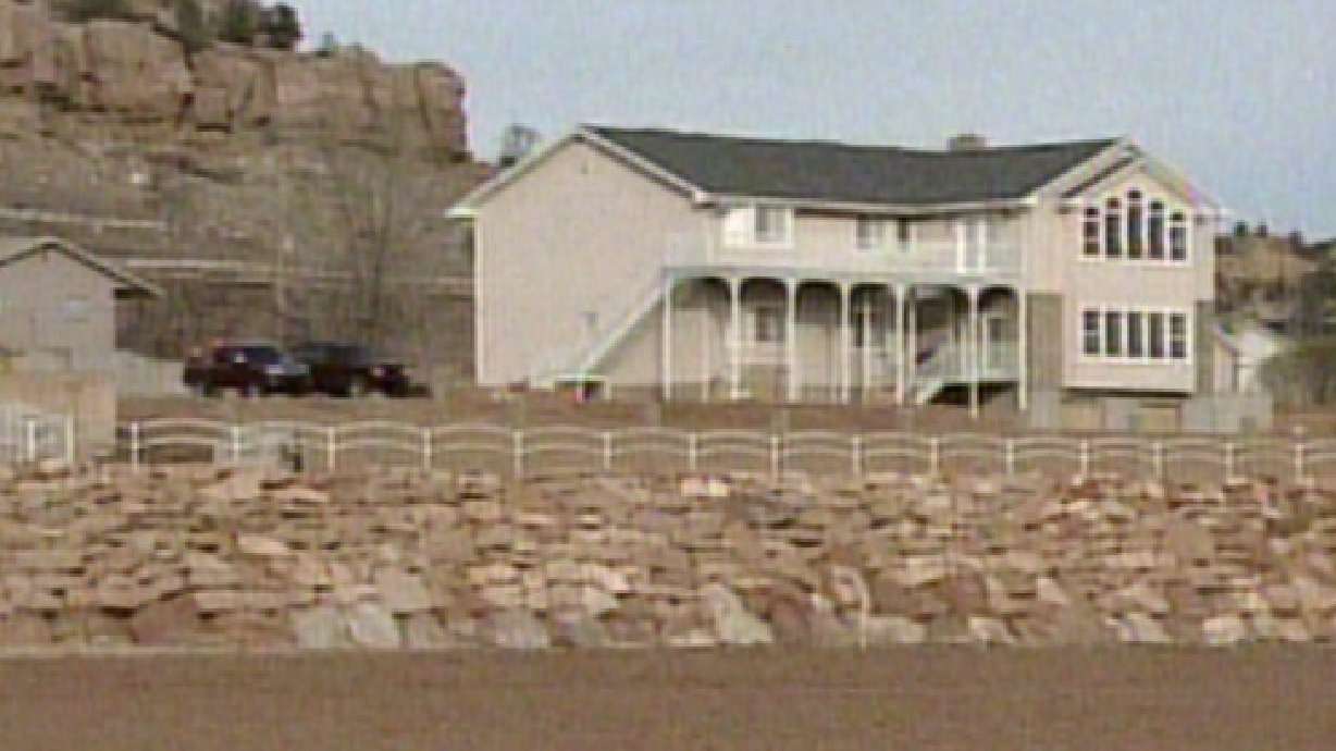 Jeffs' Followers Appear to Be Abandoning Homes