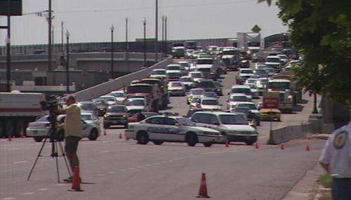 Roads reopened after crews extinguish downtown warehouse fire