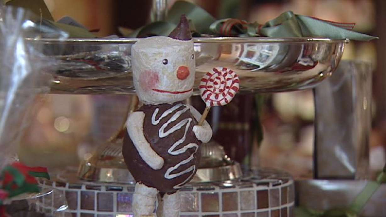 Ten More Shopping Days 'Til Christmas