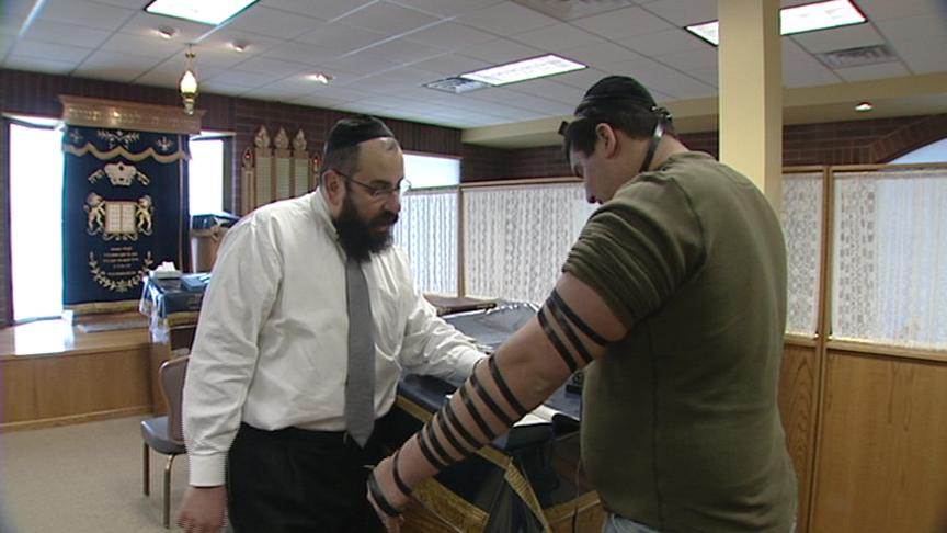 Rabbi Shares the Spirit of Hanukkah, Brightens Young Lives