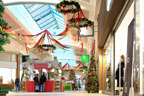 Shoppers Wrapping Things Up, One Week 'Til Christmas