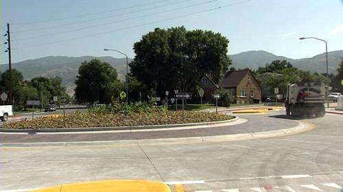 Bountiful residents celebrate opening of new intersection