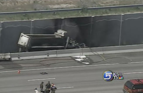 Dump Truck Crash Kills One on I-15