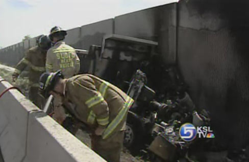 Dump Truck Crash Kills One on I-15