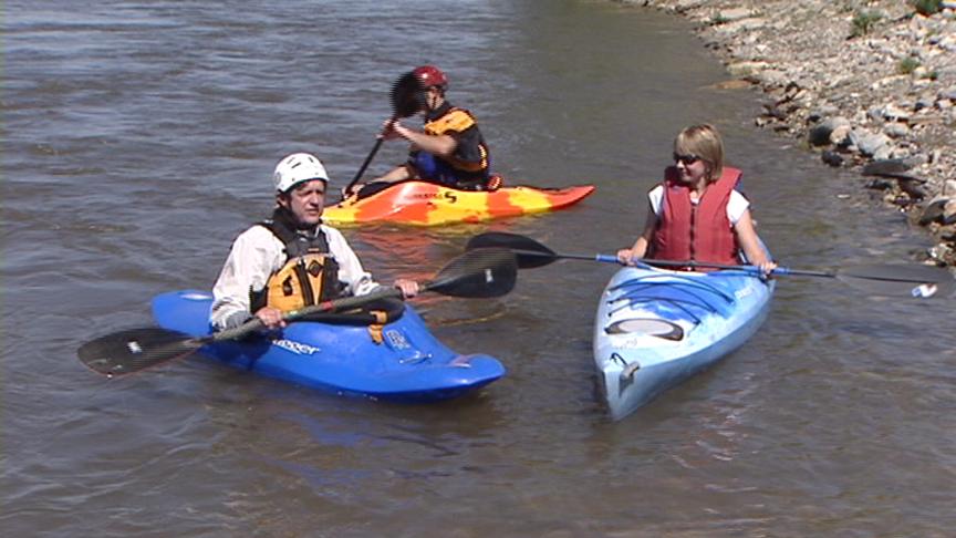 Paddlefest Welcomes Beginners and Experts