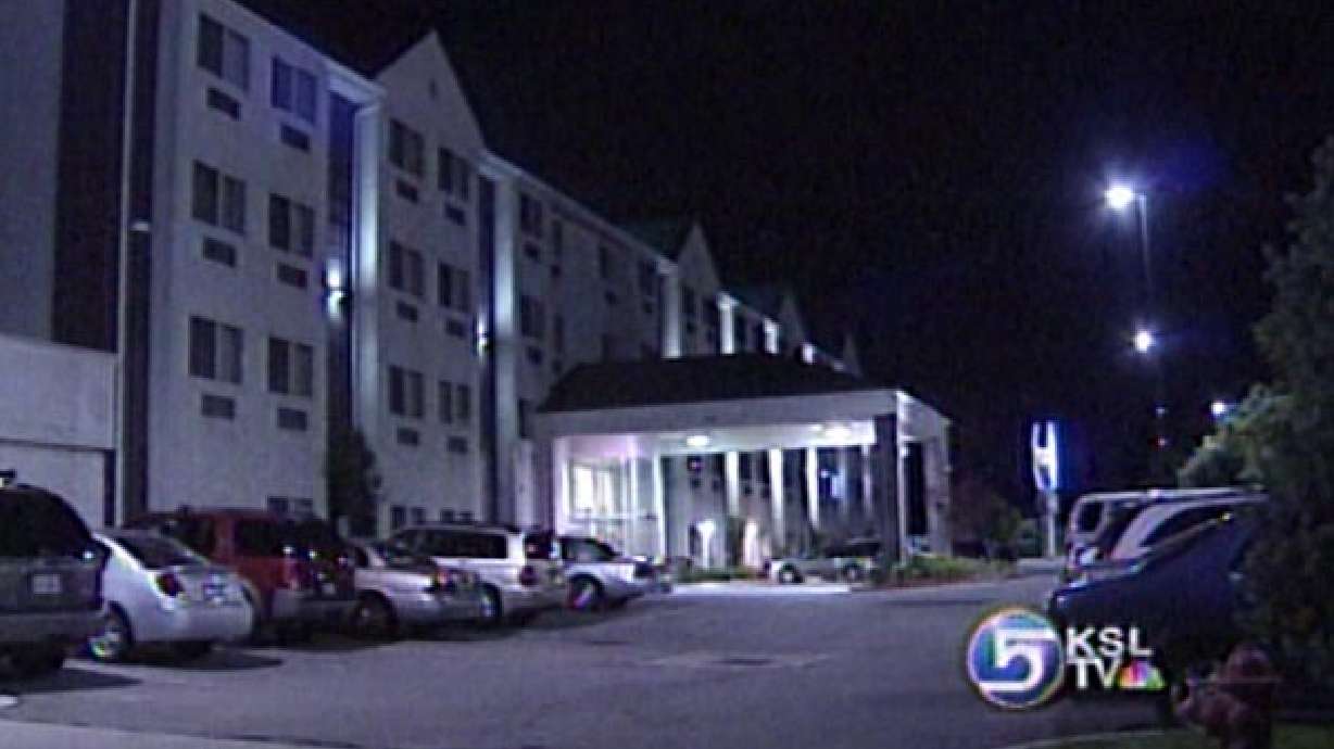 Jeweler Robbed Outside Hotel