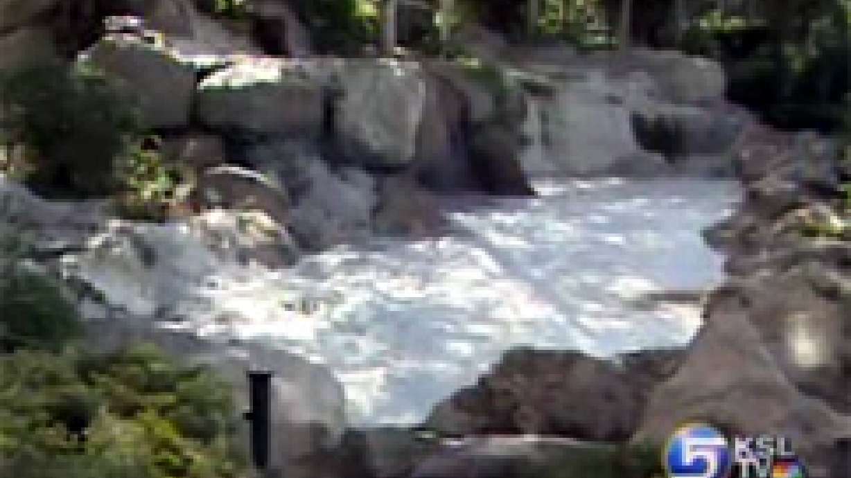 Toddler Pulled From Apartment Fountain Dies