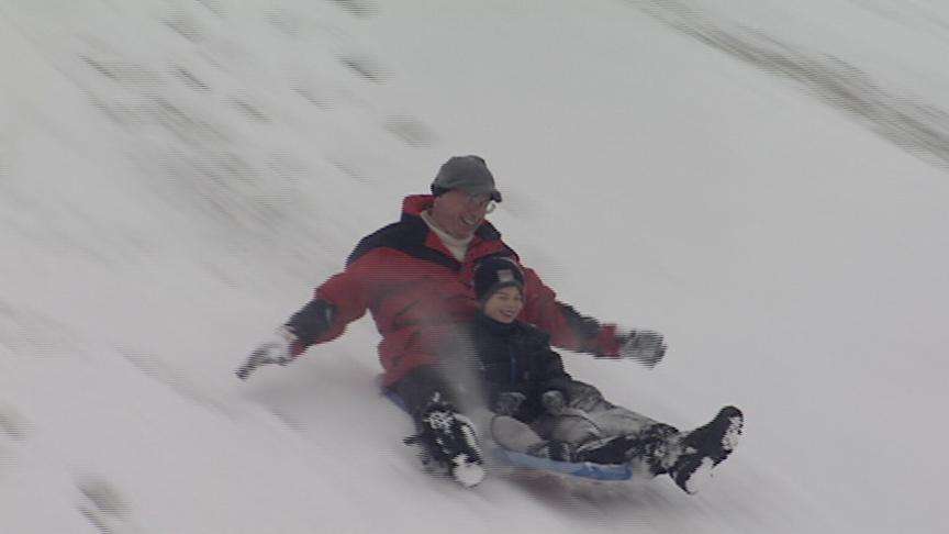 Snow Slows Morning Commute