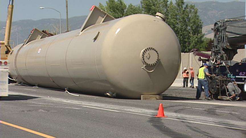 Commuters frustrated with traffic mess semi accident caused