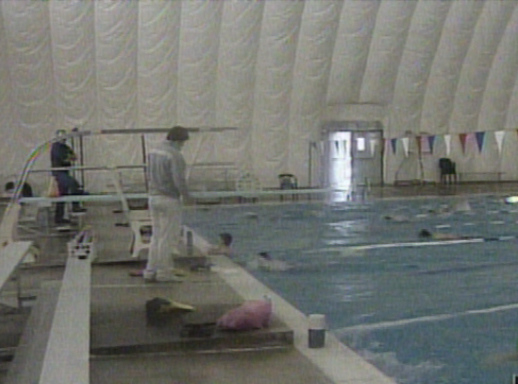 Air at Public Pool Has Swimmers Concerned