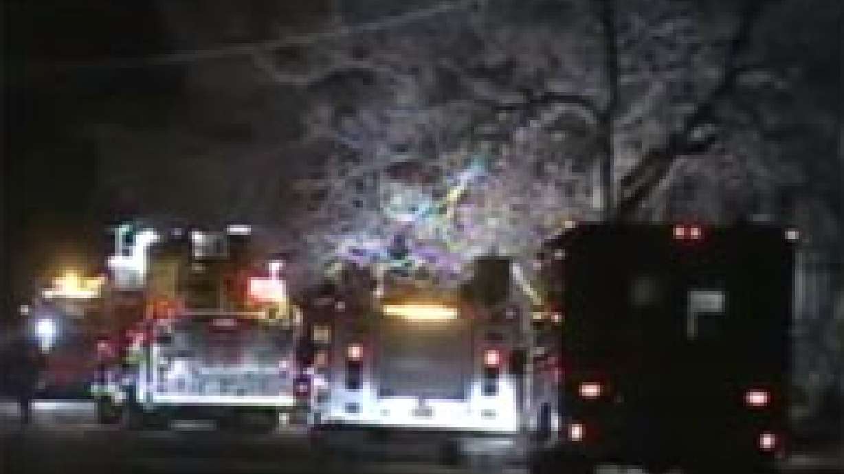 Family Escapes House Fire in Roy