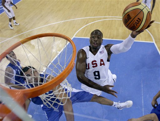 US men's basketball team stays unbeaten