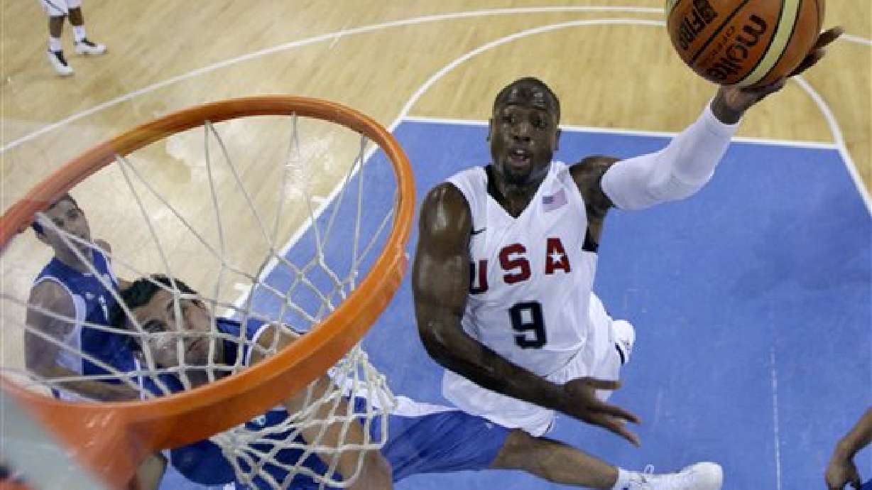US men's basketball team stays unbeaten